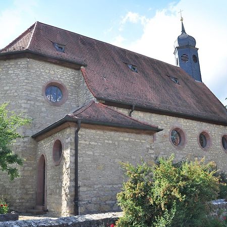 Lichtdurchflutetes Zimmer - Marienberg Waldbuttelbrunn Exterior photo